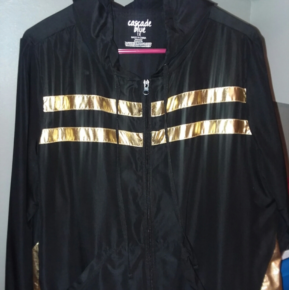 Jackets & Blazers - Windbreaker Jacket XL